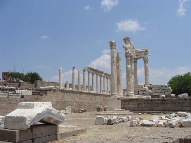 Pergamum ruins